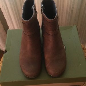 Women’s Keen Kate Mid top leather boots size 10